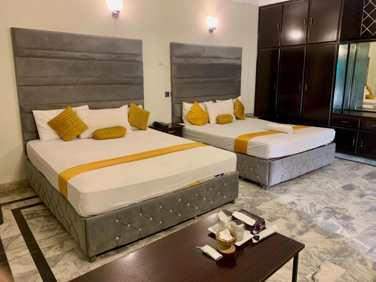 Hotel Royal Grand Лахор Экстерьер фото
