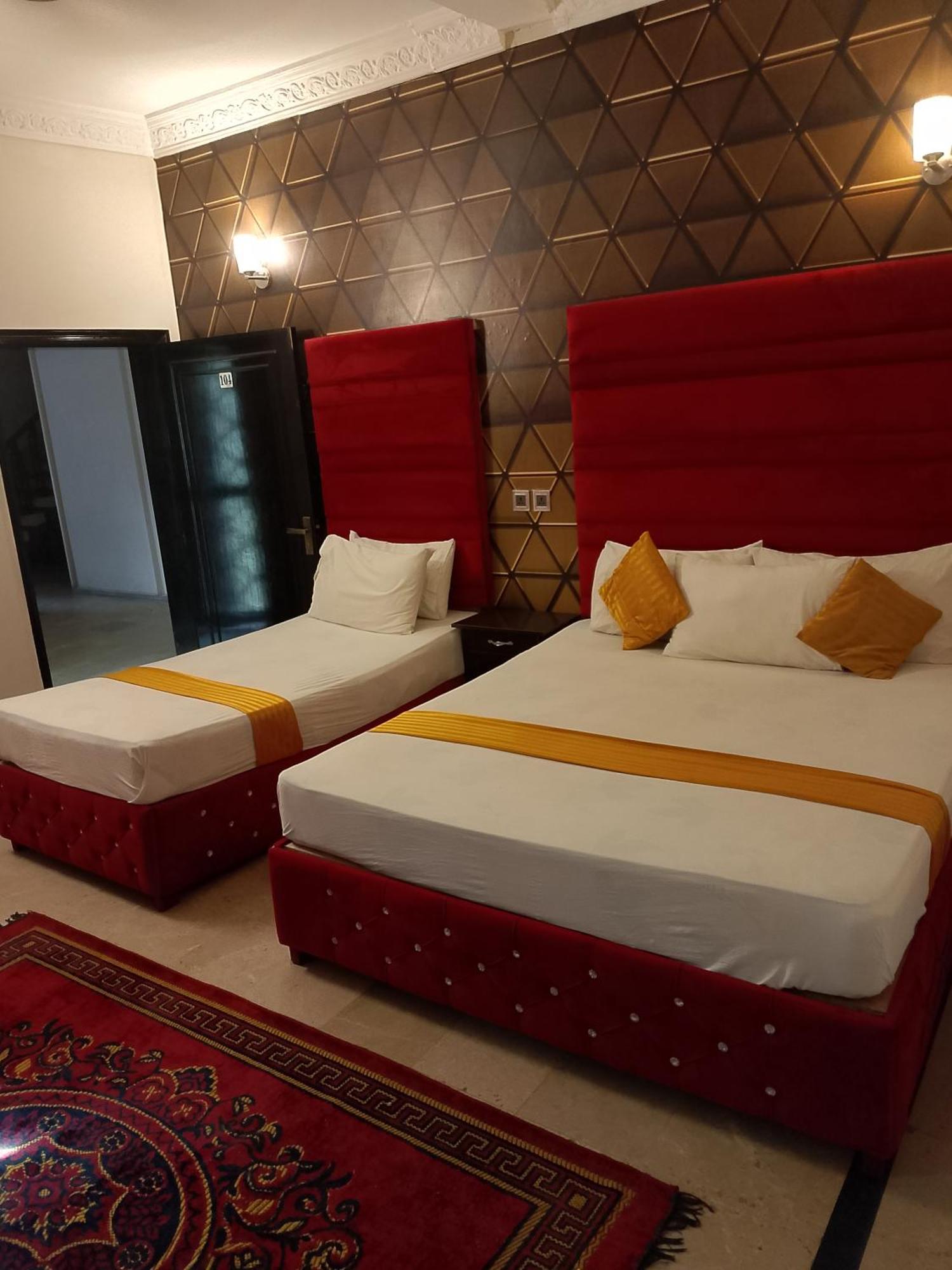 Hotel Royal Grand Лахор Экстерьер фото
