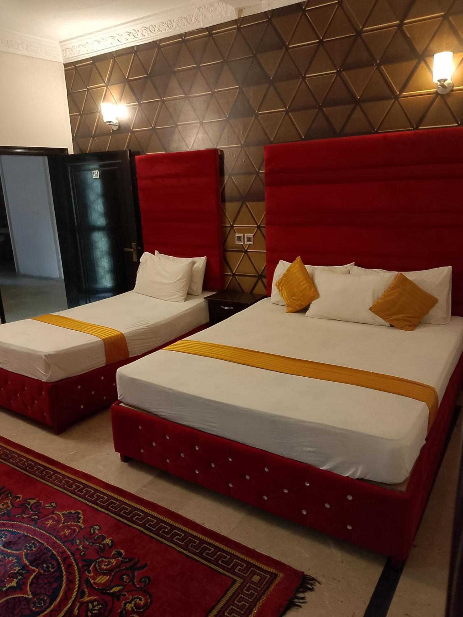 Hotel Royal Grand Лахор Экстерьер фото