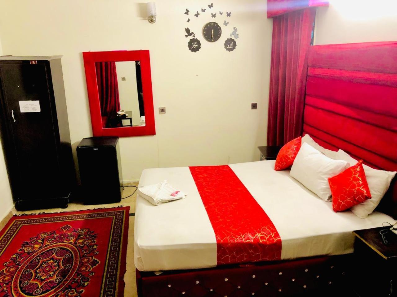 Hotel Royal Grand Лахор Экстерьер фото